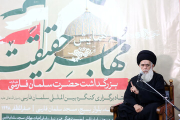 سلمان فارسی با مجاهدت در مسیر حقیقت به قله ولایت‌مداری رسید