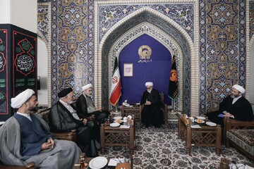 لزوم هم‌افزایی هرچه بیشتر نهادهای فرهنگی و انقلابی