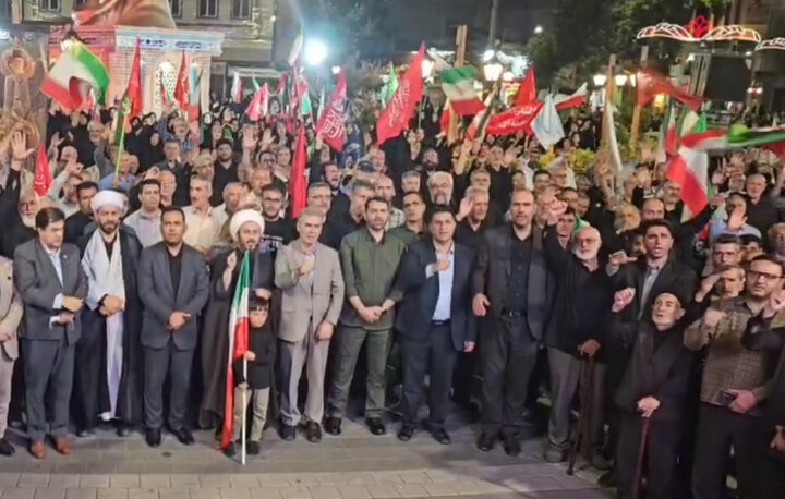 نمایش اقتدار و اتحاد خویی‌ها در حمایت از رهبری و انقلاب در خیابان