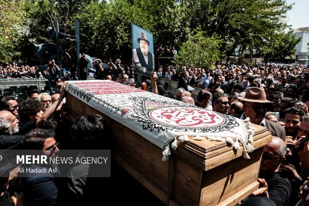 Funeral of veteran Iranian veteran actor “Akbar Abdi”

