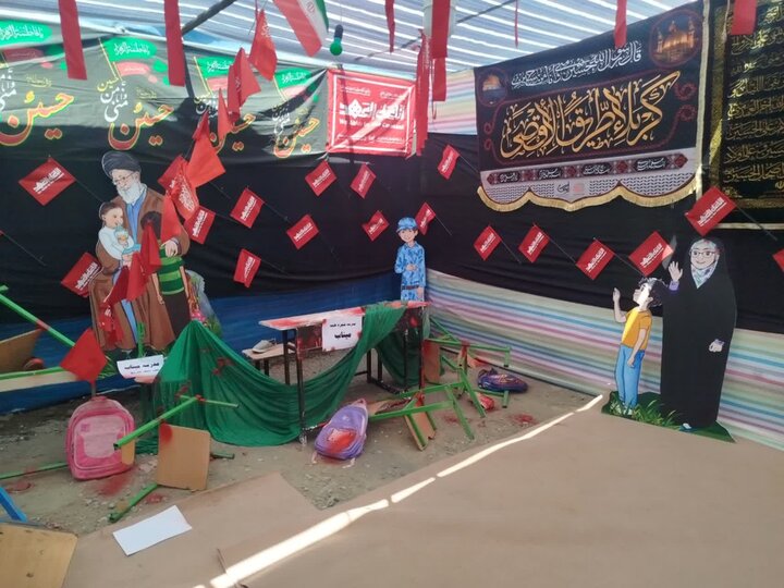 بازسازی نمادین کلاس درس میناب در مرز باشماق؛ روایتی از رنج کودکان جنگ