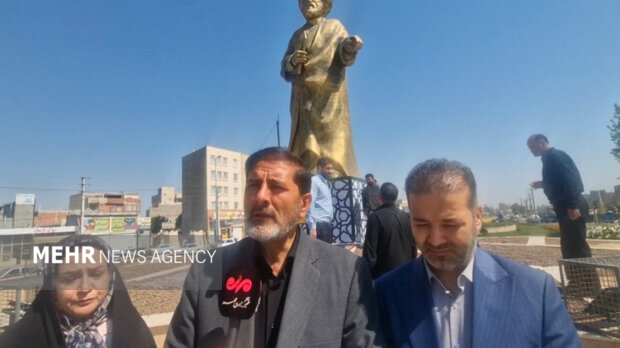 رونمایی از المان علامه مقدس‌اردبیلی در میدان نیار اردبیل