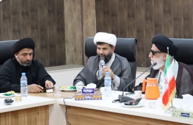 امام جمعه آبدان: مسئولان از سرگردانی مردم در ادارات جلوگیری کنند