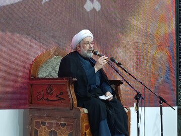 عباسی: ملت ایران پرچمدار یک تغییر تاریخی در جهان است
