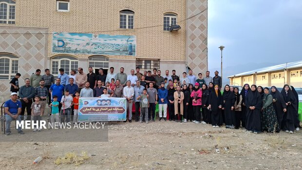 استعدادیابی و رقابت در مسابقات تیراندازی با کمان بسیجیان سپاه فتح