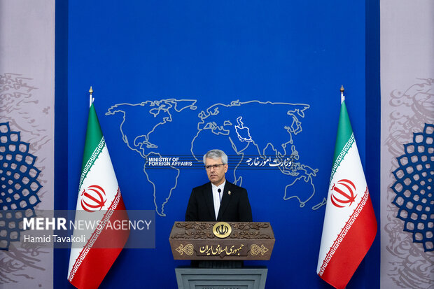 نشست خبری سخنگوی وزارت امور خارجه - ۵ مرداد ۱۴۰۵