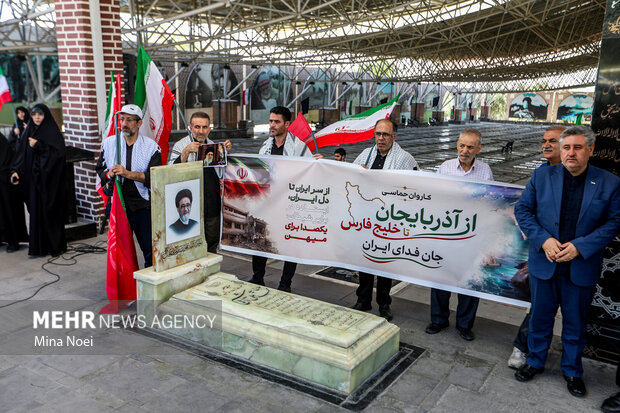 «کاروان حماسه» از تبریز به سوی قلب خلیج فارس به راه افتاد