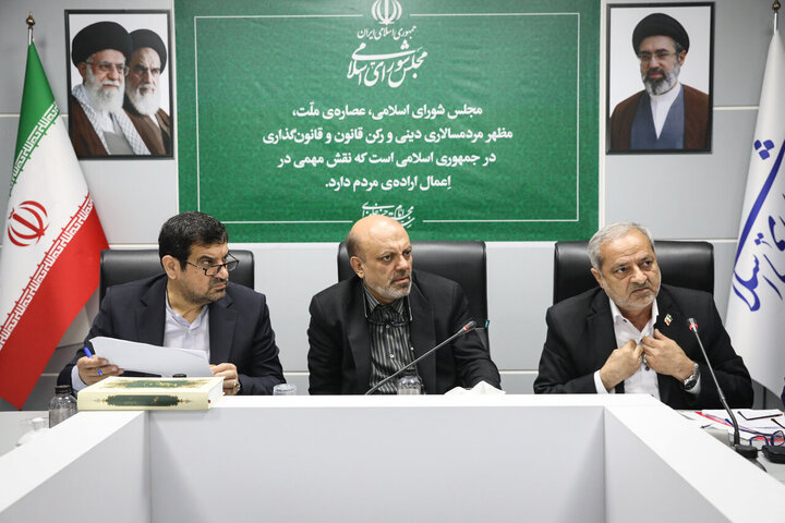 جزئیات نشست کمیسیون آموزش مجلس با وزیر آموزش و پرورش جزئیات نشست کمیسیون آموزش مجلس با وزیر آموزش و پرورش