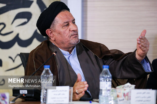 نشست بقاع متبرکه و سرمایه اجتماعی