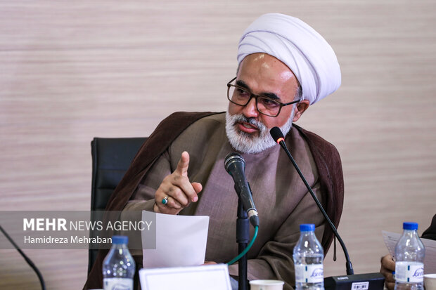 نشست بقاع متبرکه و سرمایه اجتماعی