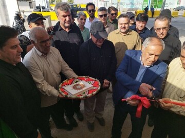 نمایشگاه صنایع دستی با ۱۵۰ غرفه در پایانه شهید رئیسی مهران افتتاح شد