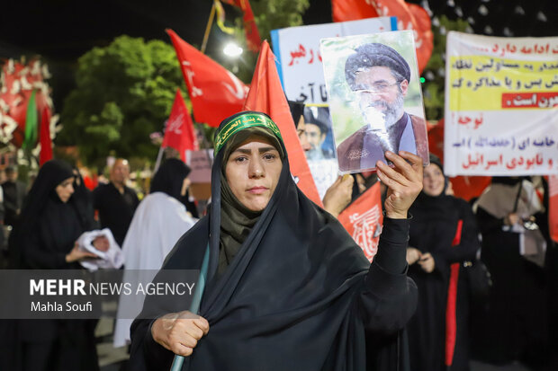مراسم روز ایثار و مقاومت استان مرکزی