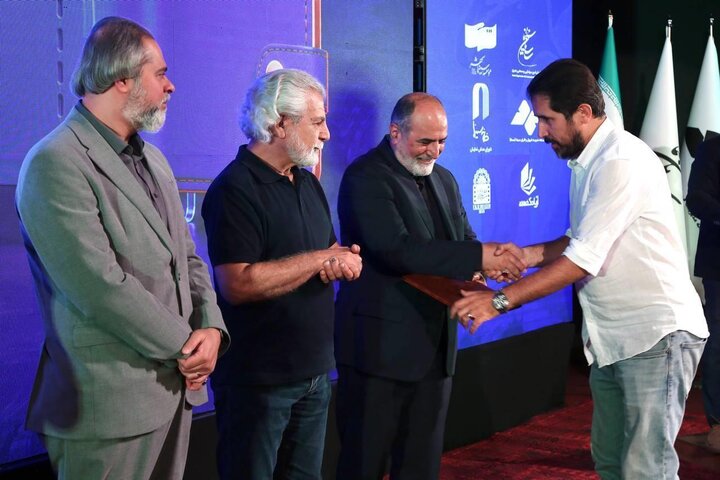 طرح «تسهیم از مبدا» باعث شفافیت میشود؛ اراده صنوف به ثمر نشست طرح «تسهیم از مبدا» باعث شفافیت میشود؛ اراده صنوف به ثمر نشست