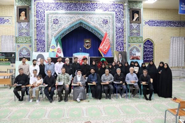عاشوری: جذب نوجوانان اولویت اصلی ستاد نماز جمعه دیّر است عاشوری: جذب نوجوانان اولویت اصلی ستاد نماز جمعه دیّر است