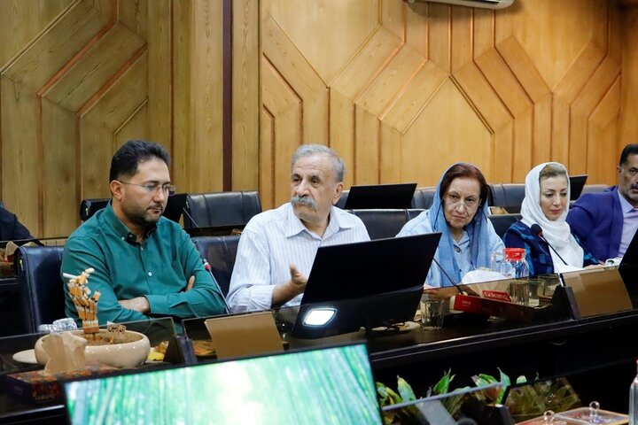 نشست تشکلهای محیطزیستی اصفهان با محور رفع موانع مشارکت برگزار شد