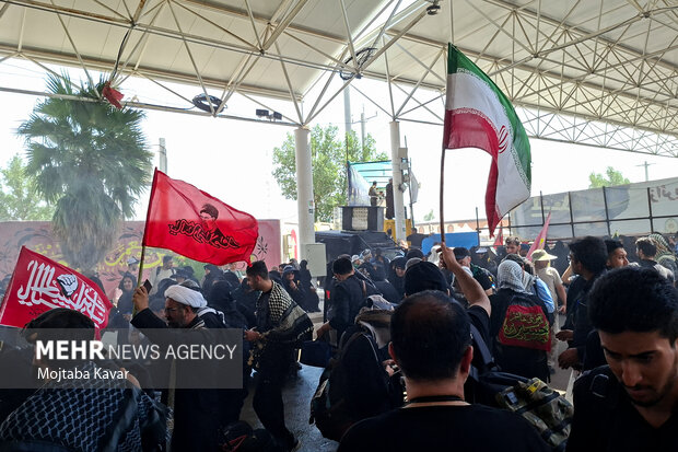 طنین قدمهای زوار در مرز مهران؛ رکورد میلیونی تردد ثبت شد