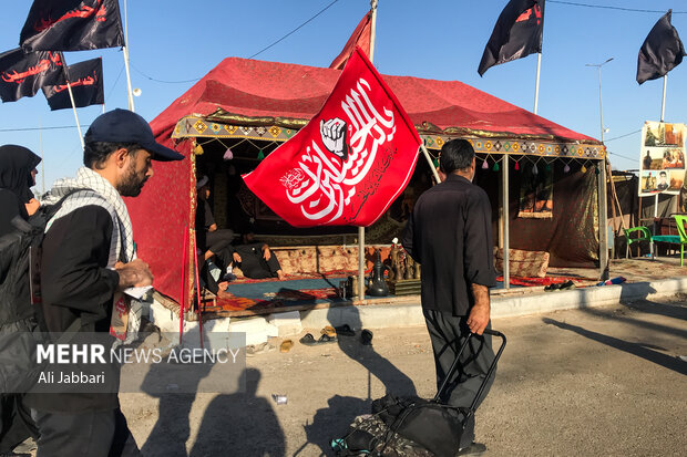 پیاده‌روی اربعین در طریق الحسین (ع)