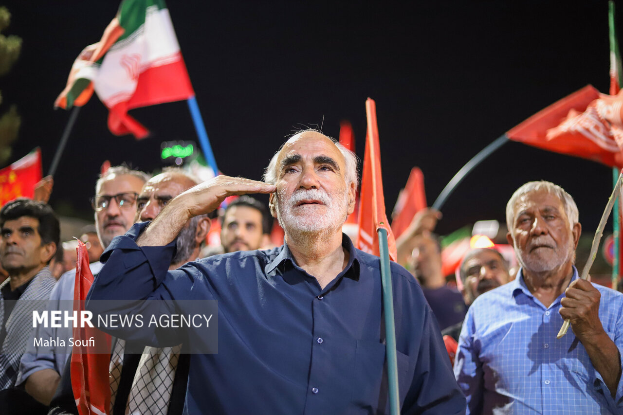 حماسه حضور زاهدانی ها در شب ۱۴۸