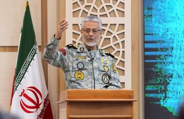الأدميرال سياري: الصناعة الدفاعية في البلاد حققت الردع المستدام