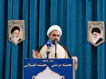راهبری جامعه بدون تمسک به قرآن امکان‌پذیر نیست