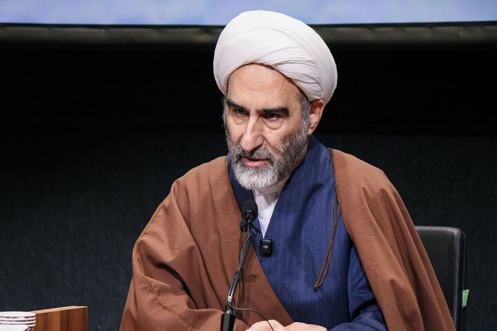 آیتالله مبلغی: اربعین یکی از بزرگترین جلوههای همبستگی در جهان است آیتالله مبلغی: اربعین یکی از بزرگترین جلوههای همبستگی در جهان است