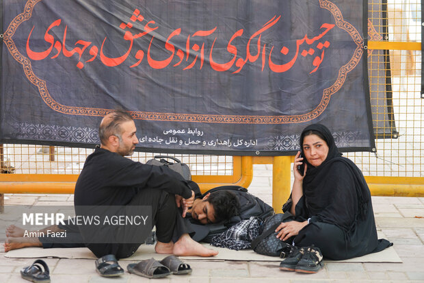 تردد زوار اربعین حسینی در مرز شلمچه