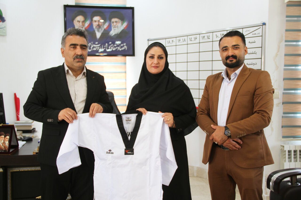 بانوی تکواندوکار آستارایی عازم مسابقات جهانی شد بانوی تکواندوکار آستارایی عازم مسابقات جهانی شد