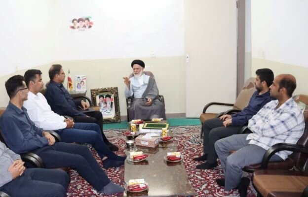 امام جمعه دیّر: پیوند دانش‌آموزان با مسجد محلات باید تقویت شود