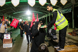 تردد زائران اربعین در مرز خسروی؛ عصر یکشنبه