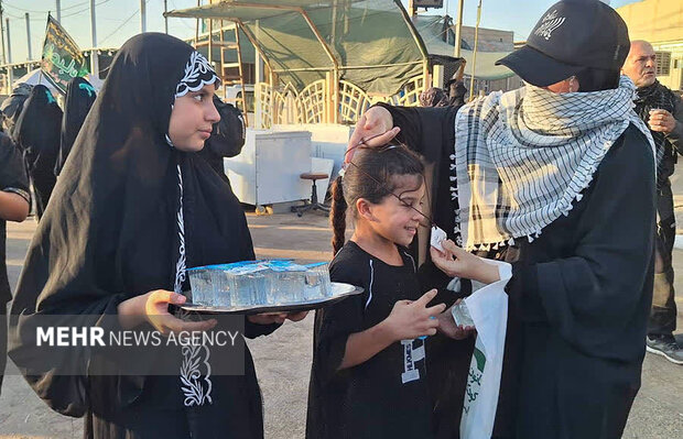 از مهران تا عمود ۷۰۰؛ قدمها در جاده کربلا-نجف بوی مهربانی میدهد