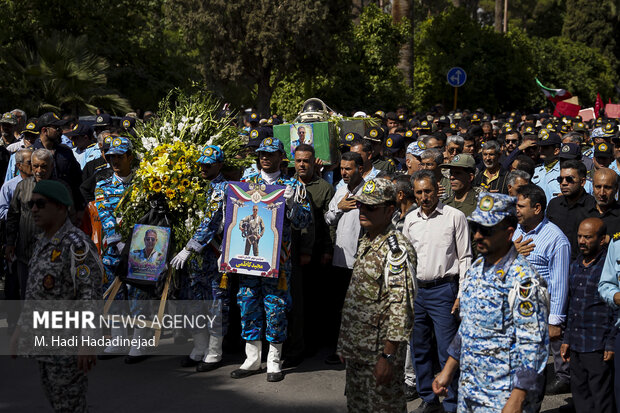 مراسم استقبال از پیکر خلبان شهید مجید کاظمی در شیراز