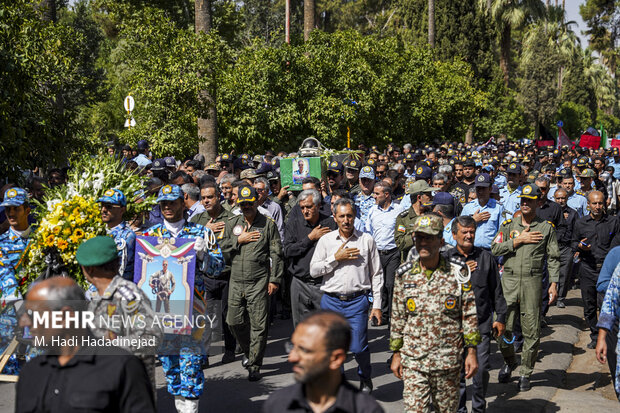 مراسم استقبال از پیکر خلبان شهید مجید کاظمی در شیراز
