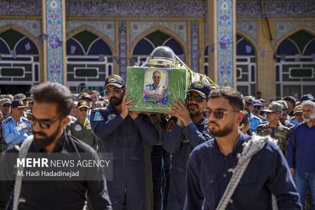 مراسم استقبال از پیکر خلبان شهید مجید کاظمی در شیراز