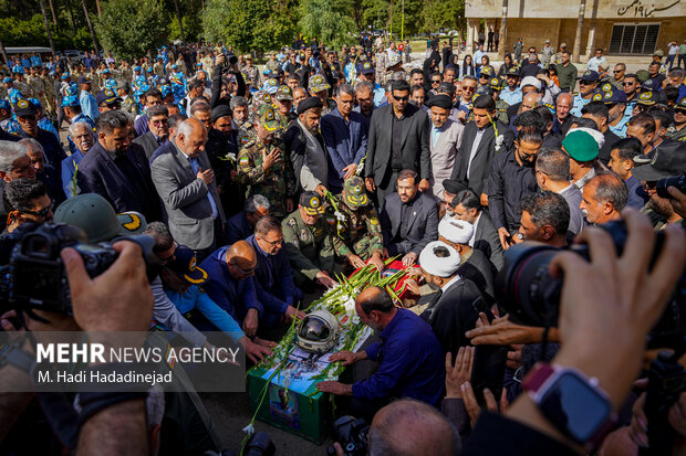 مراسم استقبال از پیکر خلبان شهید مجید کاظمی در شیراز