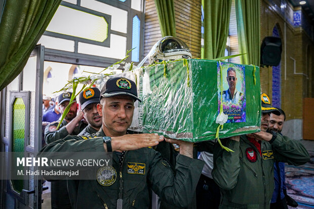 مراسم استقبال از پیکر خلبان شهید مجید کاظمی در شیراز