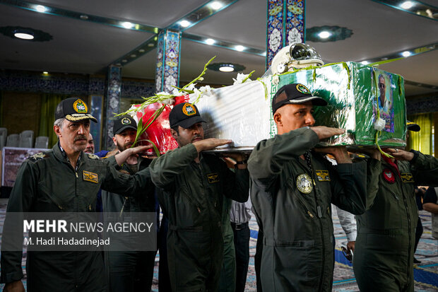 مراسم استقبال از پیکر خلبان شهید مجید کاظمی در شیراز