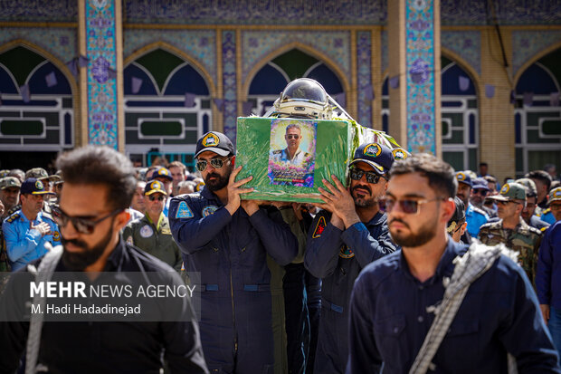 مراسم استقبال از پیکر خلبان شهید مجید کاظمی در شیراز