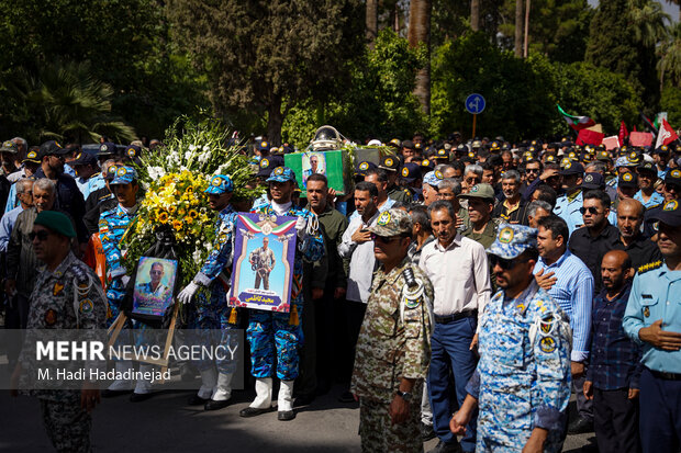 مراسم استقبال از پیکر خلبان شهید مجید کاظمی در شیراز
