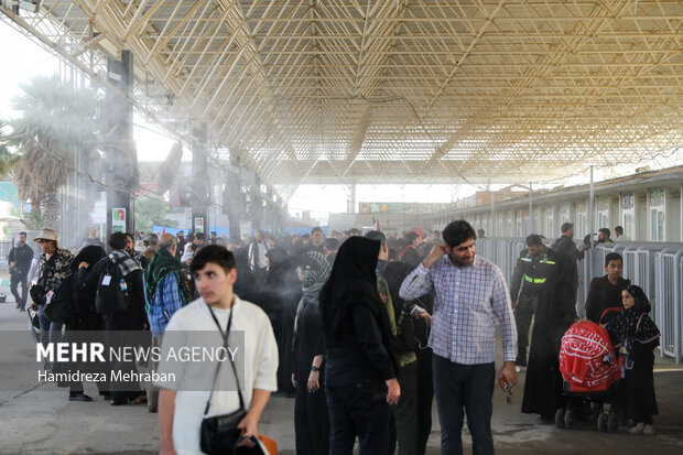 آخرین وضعیت مرزهای کشور از زبان رئیس ستاد مرکزی اربعین آخرین وضعیت مرزهای کشور از زبان رئیس ستاد مرکزی اربعین