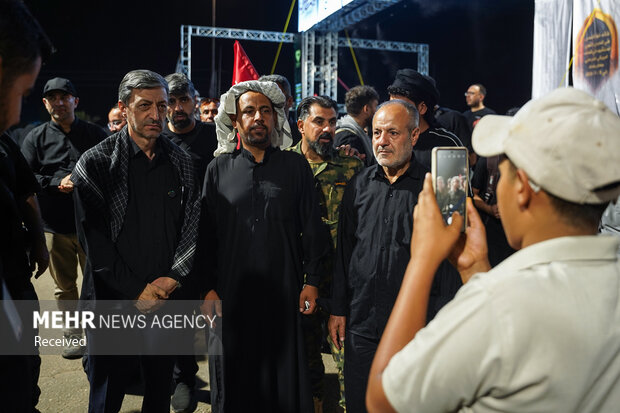 بازدید رئیس ستاد اجرایی فرمان امام از بیمارستان سیار در طریق‌الحسین(ع)