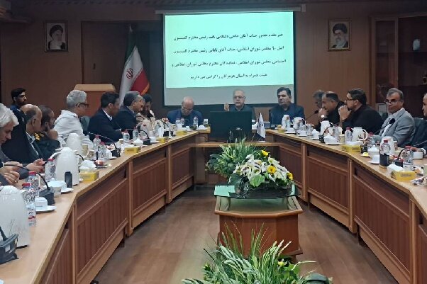 آشوری: اولویت‌های هرمزگان برای پیگیری در مجلس و دولت جمع‌بندی می‌شود