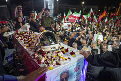 وداع با پیکر شهید سرتیپ دوم خلبان مجید کاظمی در شیراز
