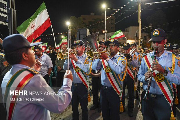 وداع با پیکر شهید سرتیپ دوم خلبان مجید کاظمی در شیراز