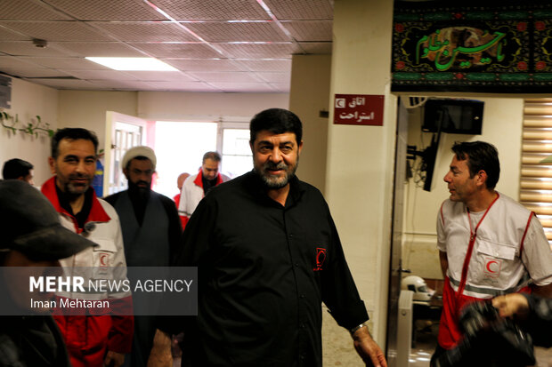 بازدید رئیس جمعیت هلال‌احمر از پایگاه‌های امدادی مرز خسروی و منذریه