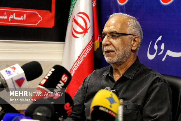 بازدید رئیس جمعیت هلال‌احمر از پایگاه‌های امدادی مرز خسروی و منذریه