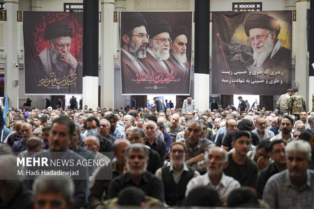 پیکر شهید سرتیپ دوم خلبان مجید کاظمی در شیراز