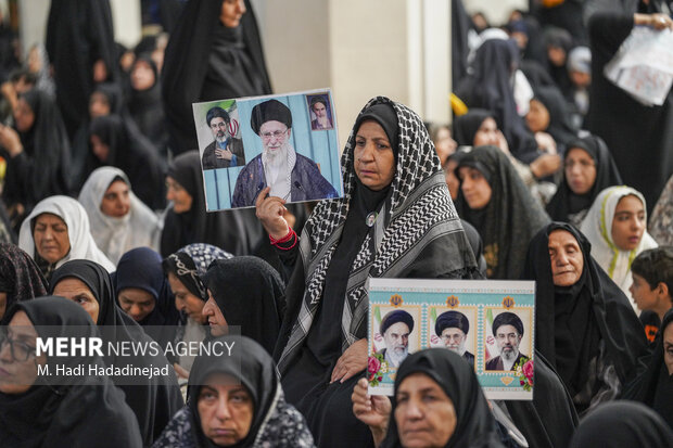 پیکر شهید سرتیپ دوم خلبان مجید کاظمی در شیراز