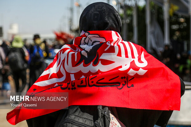 پرچم خونخواهی؛ از نجف تا کربلا