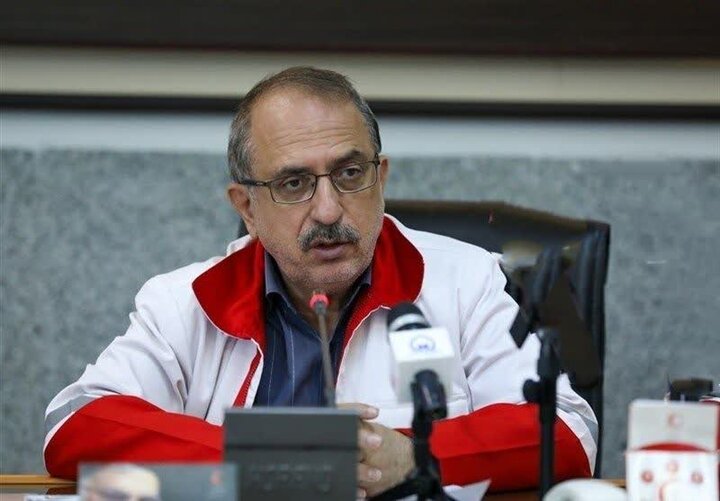 مهرآبادی: ۲۴۰۰ خدمت درمانی هلال‌احمر مرکزی به زائران اربعین ارائه شد