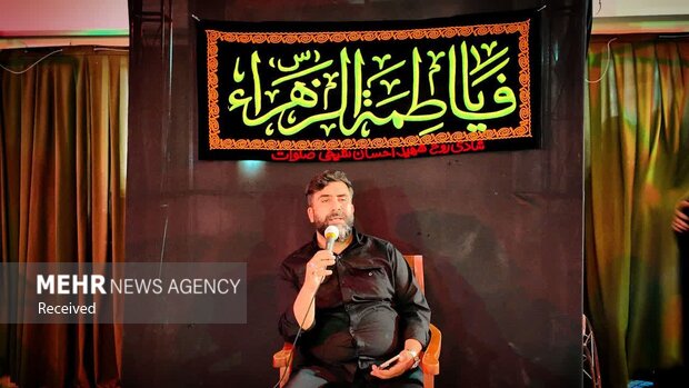 وداع با پیکرمطهر شهیــــد مدافع حــرم محـــمد رستمی
